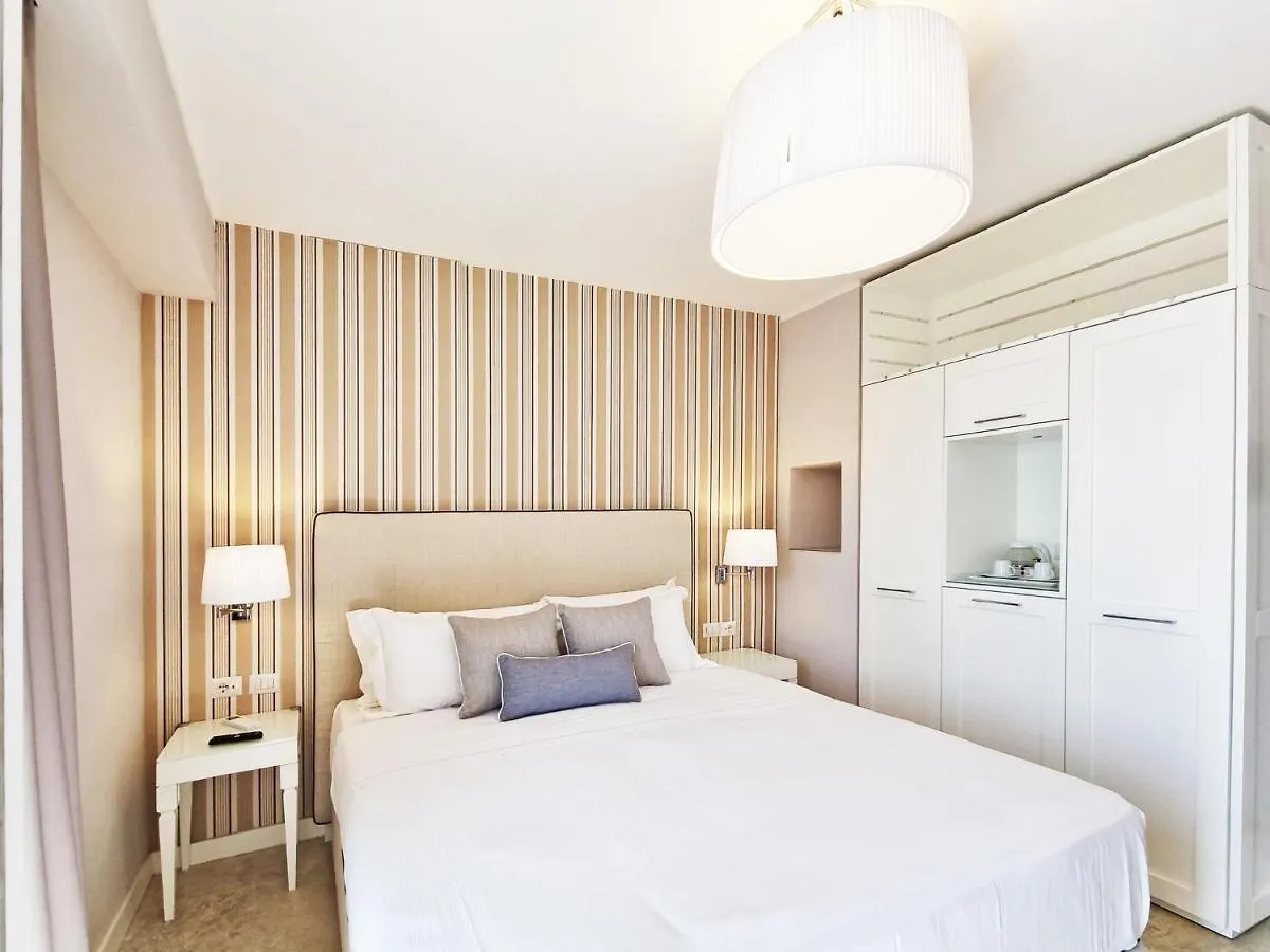 Hotel Plaza 포르투 아주로 이탈리아