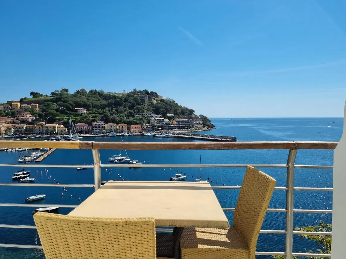 Hotel Plaza Porto Azzurro