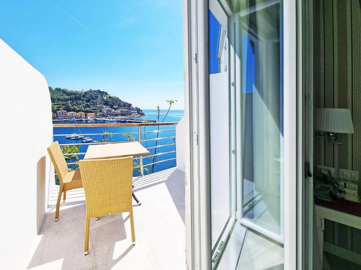 Hotel Plaza Porto Azzurro