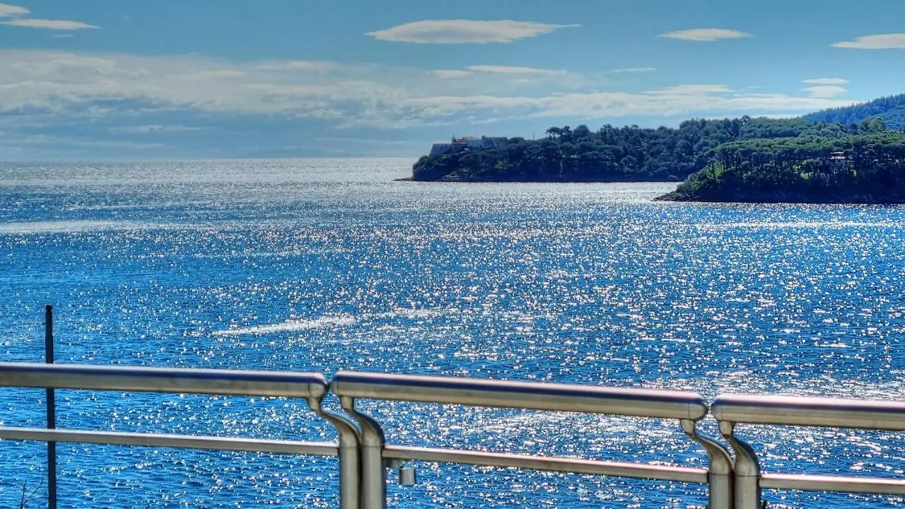 Hotel Plaza Porto Azzurro