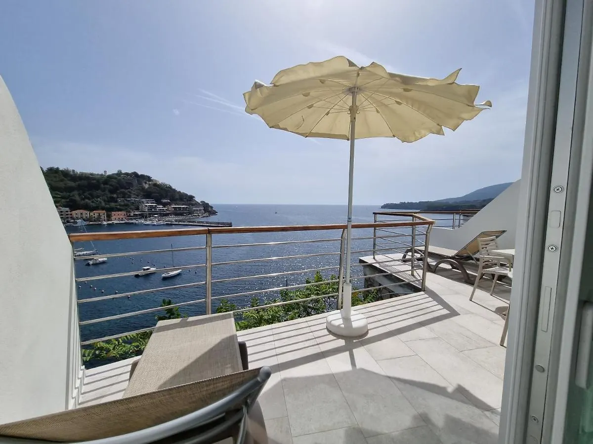 Hotel Plaza Porto Azzurro