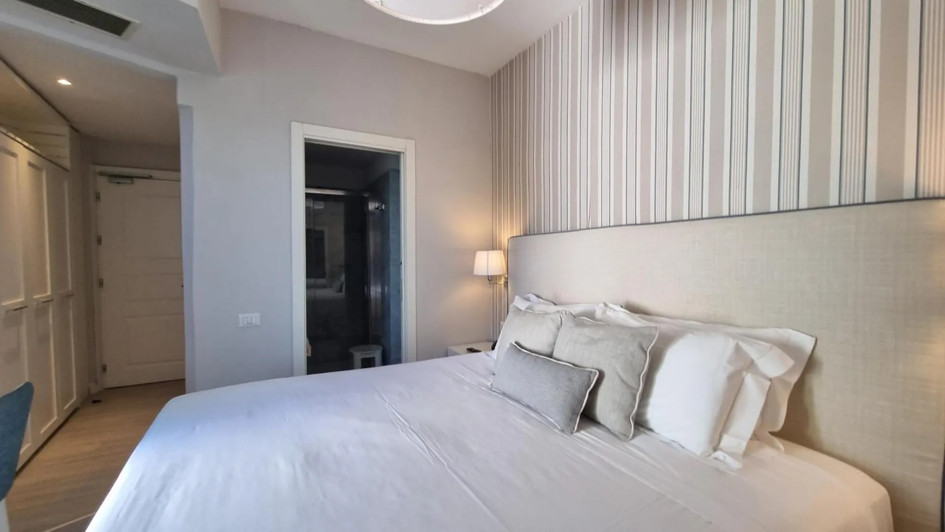 Hotel Plaza Porto Azzurro 4*,  Italy