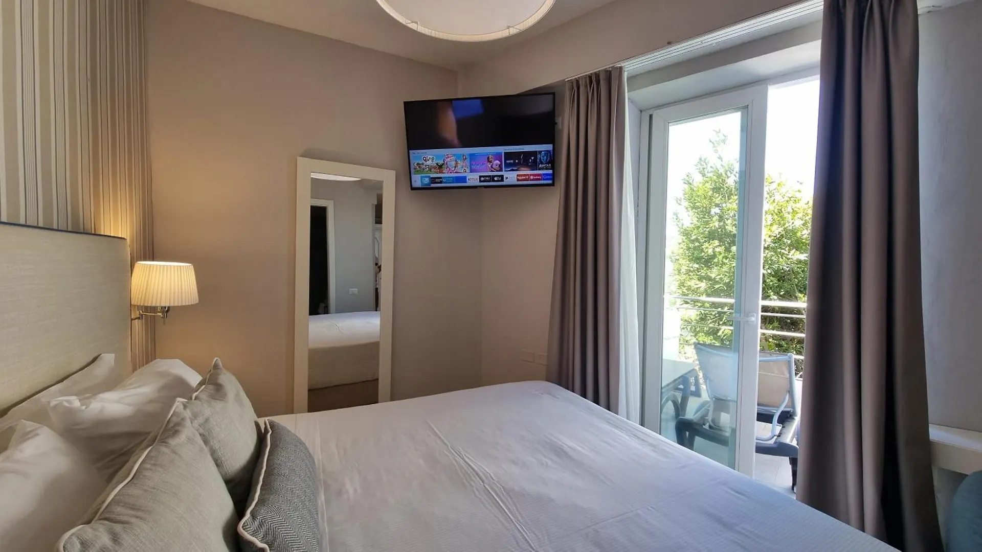 Hotel Plaza Porto Azzurro 4*,  Italy