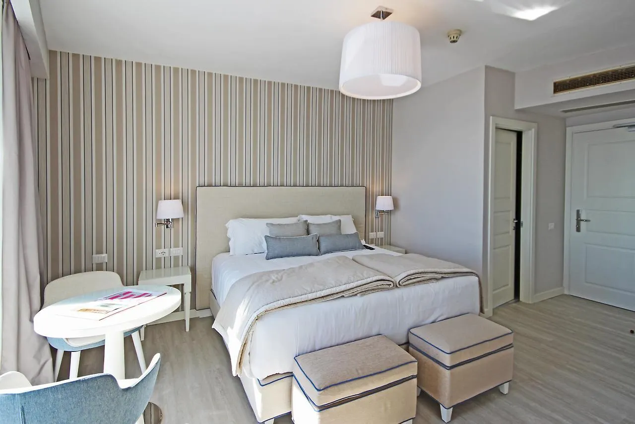 Hotel Plaza Porto Azzurro