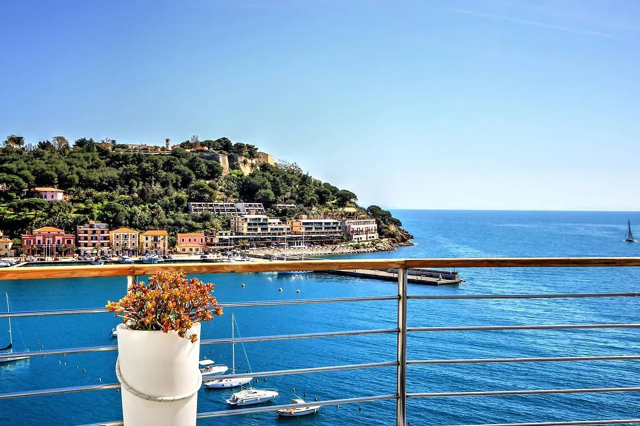 Hotel Plaza Porto Azzurro Italy