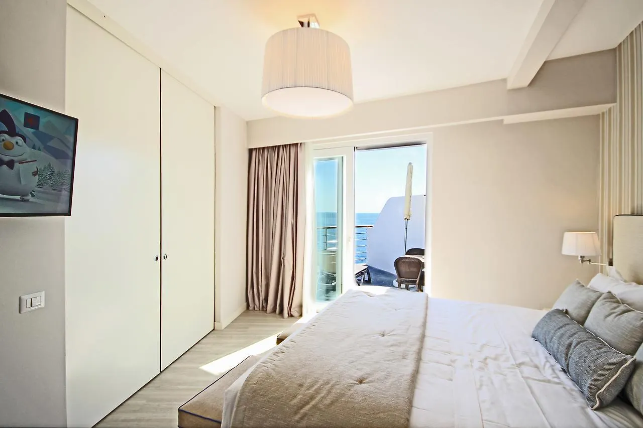 Hotel Plaza 포르투 아주로 4*,