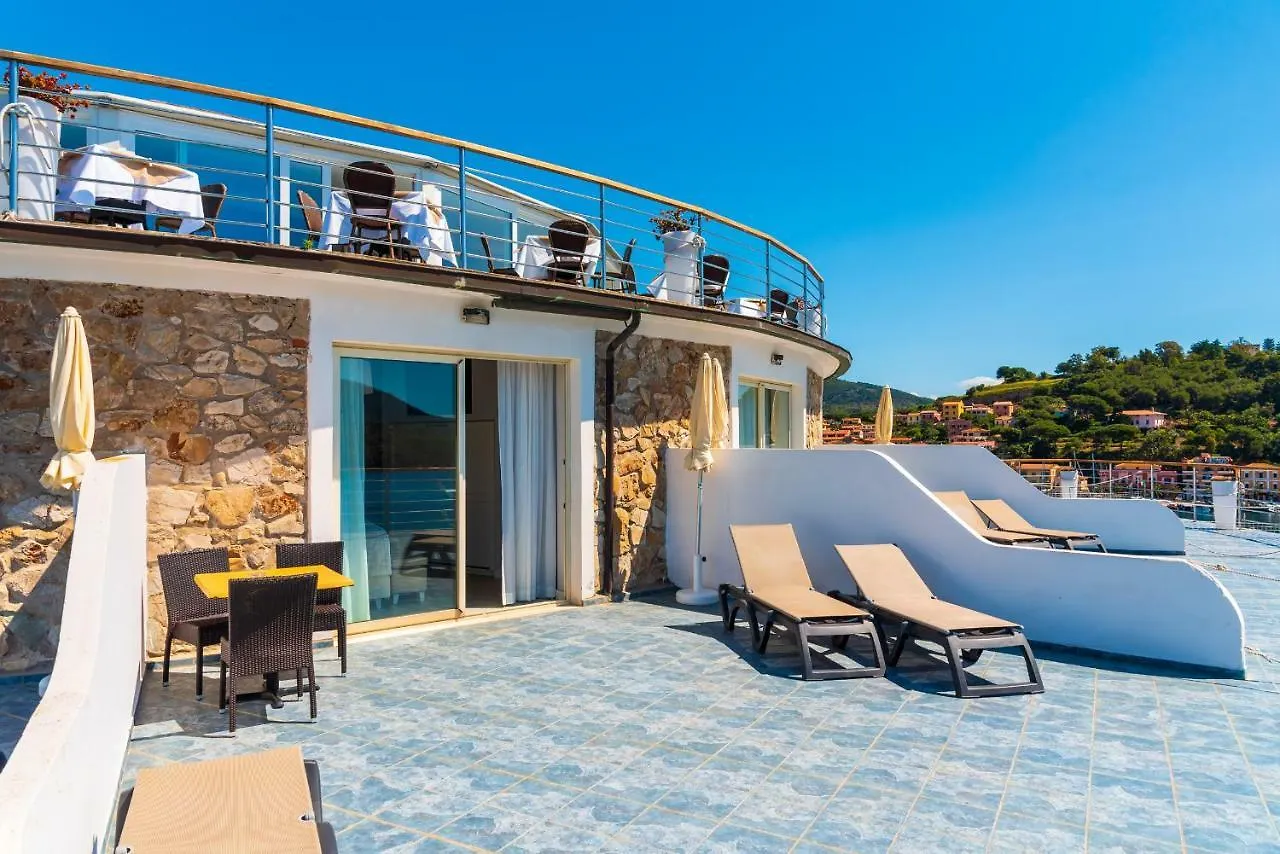 Hotel Plaza Porto Azzurro