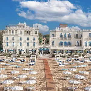 Casa Bianca Al Mare 4*, Lido di Jesolo Italy