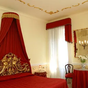 Casa Fenice 2*, Venice Italy