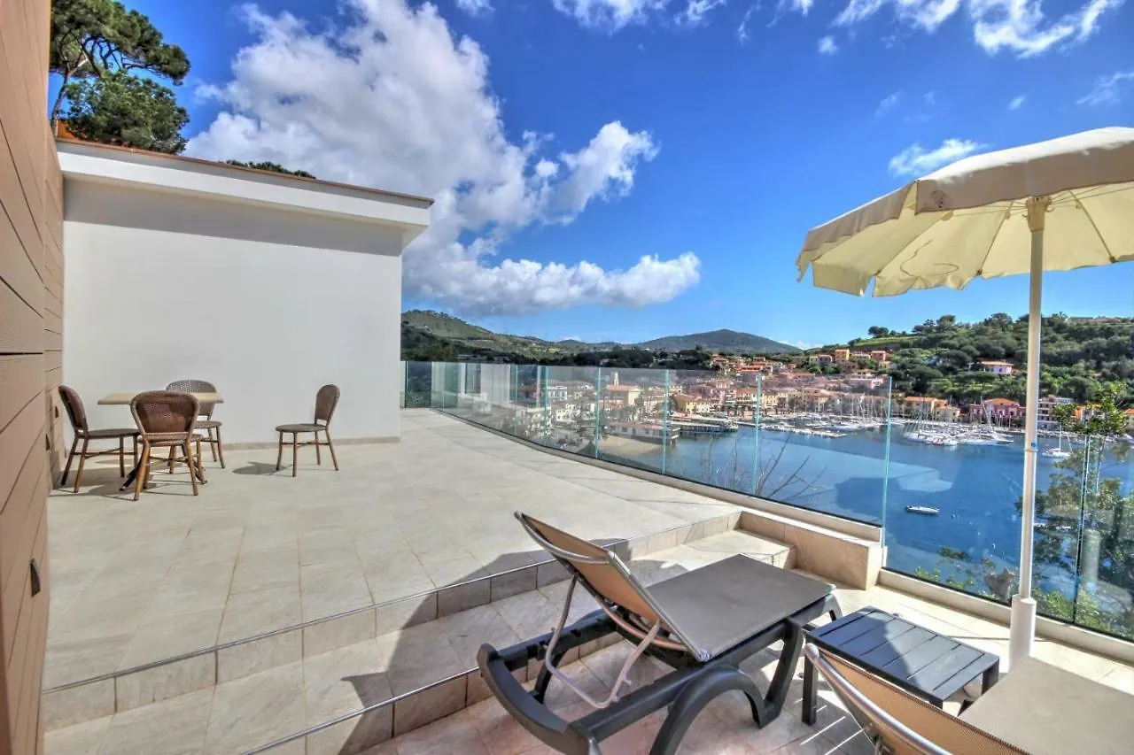 Hotel Plaza Porto Azzurro